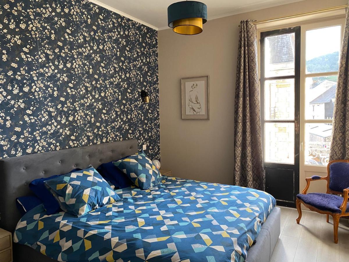 Magnifique Appartement Climatise - Classe 4 Etoiles Terrasson Kültér fotó